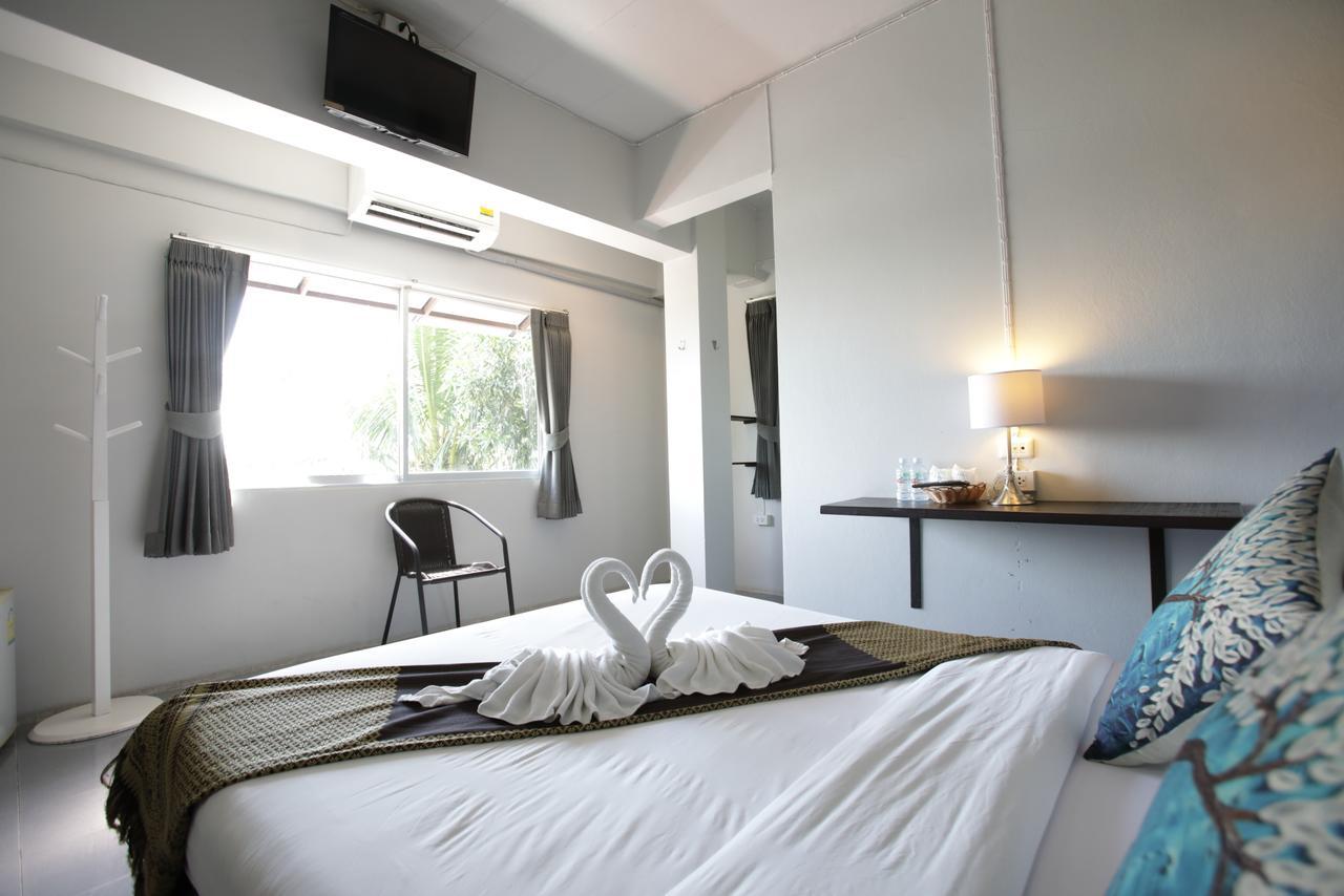 Rooms@Krabi Guesthouse Exteriör bild
